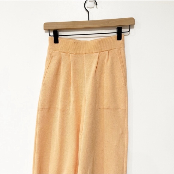 Free People Freya Sweater 2 Piece Pant Set in Summer Peach Combo Size XS 🎉🌟 - Picture 5 of 11